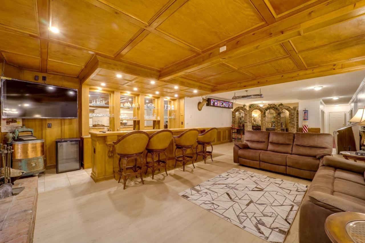 Immaculate Boone Villa With Entertainment Lounge! Exterior foto